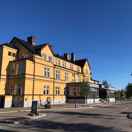 Orsa Jaernvaegshotell 외부 사진